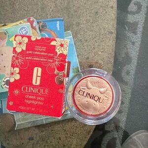 Clinique Gold Celebration Pop Highlighter
